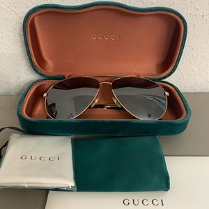 GUCCI Sunglasses 🎄🎁